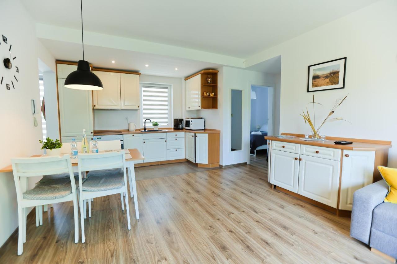 M&k Slomkowe Kapelusze - Sobieszewo, Wyspa Sobieszewska Apartment *